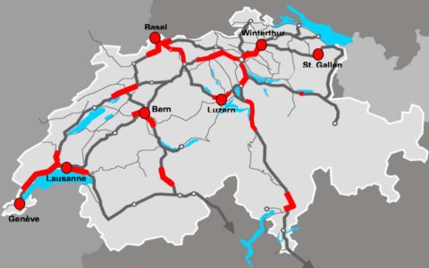 Capacity bottlenecks Rail 2020 (red: congested routes / junctions) [UVEK 09]