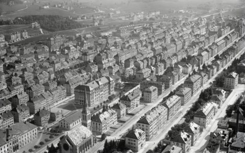 La Chaux-de-Fonds, 1925 (© ETH Biblioteca di Zurigo, Archivio immagini / Fondazione aerospaziale svizzera).