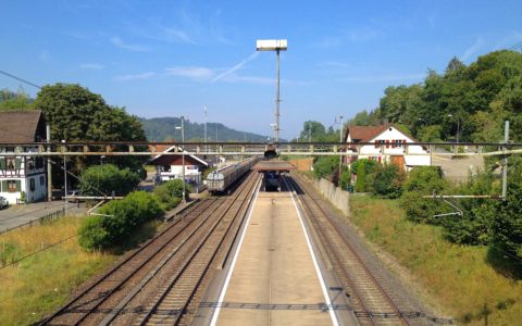 Scholl: Kapazitäten der Bahninfrastruktur und mögliche Dichteschwellen für die zukünftige Siedlungsentwicklung im Schweizer Mittelland