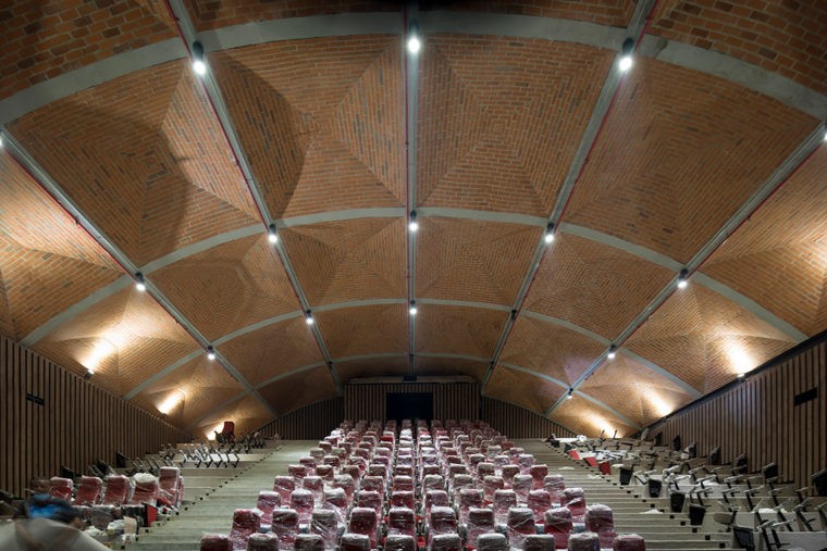 Auditorium for 500 people © Alejandro Arango