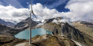 Windräder auf den Alpen. Olivier Marie / Keystone